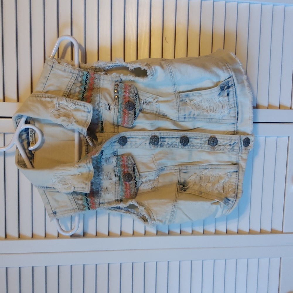 Jean Vest